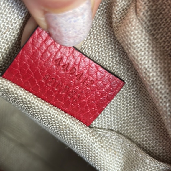 Authentic Gucci Guccissima Bree crossbody bag - Picture 4 of 9